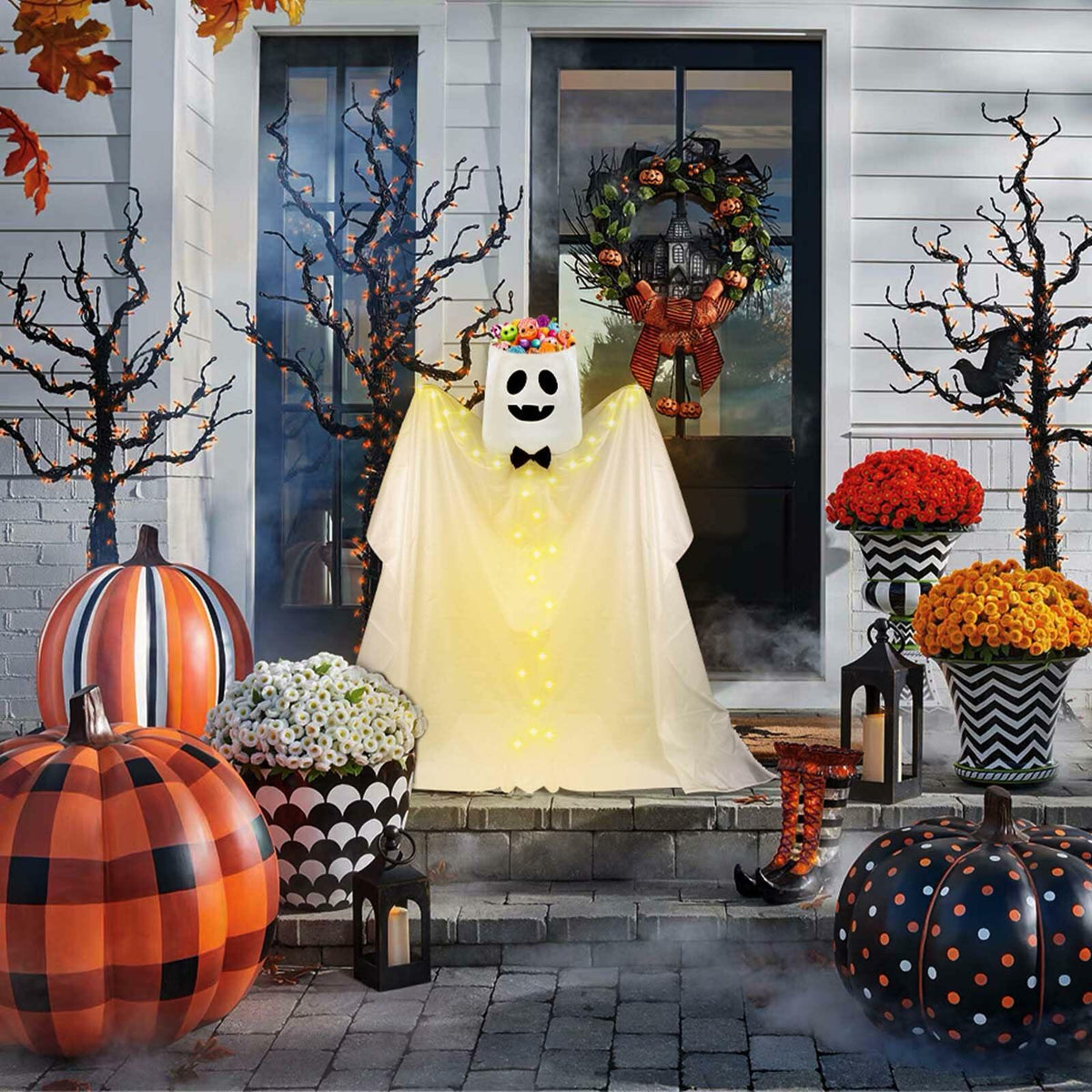 Light-Up Ghost Halloween Candy Holder — product image 7